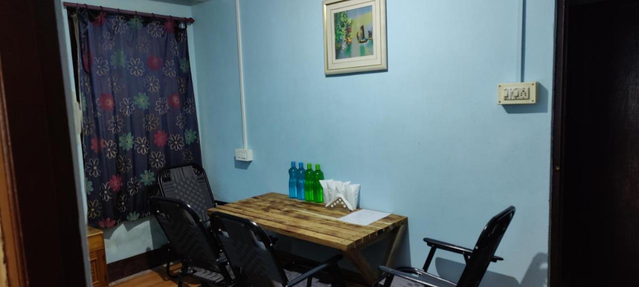 The River View Homestay Kurseong Екстер'єр фото