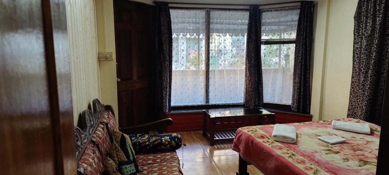 The River View Homestay Kurseong Екстер'єр фото