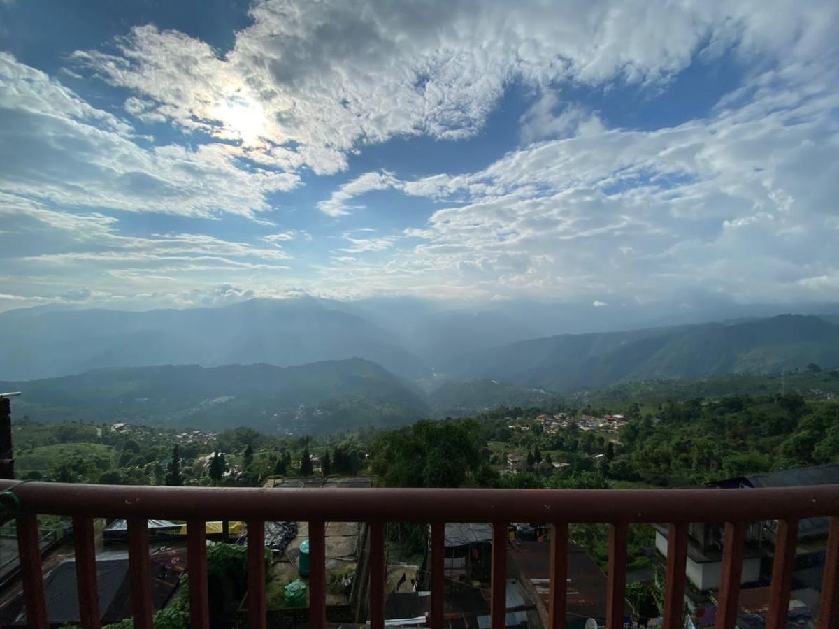 The River View Homestay Kurseong Екстер'єр фото