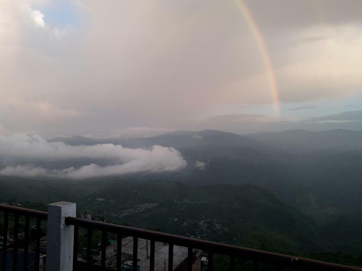 The River View Homestay Kurseong Екстер'єр фото